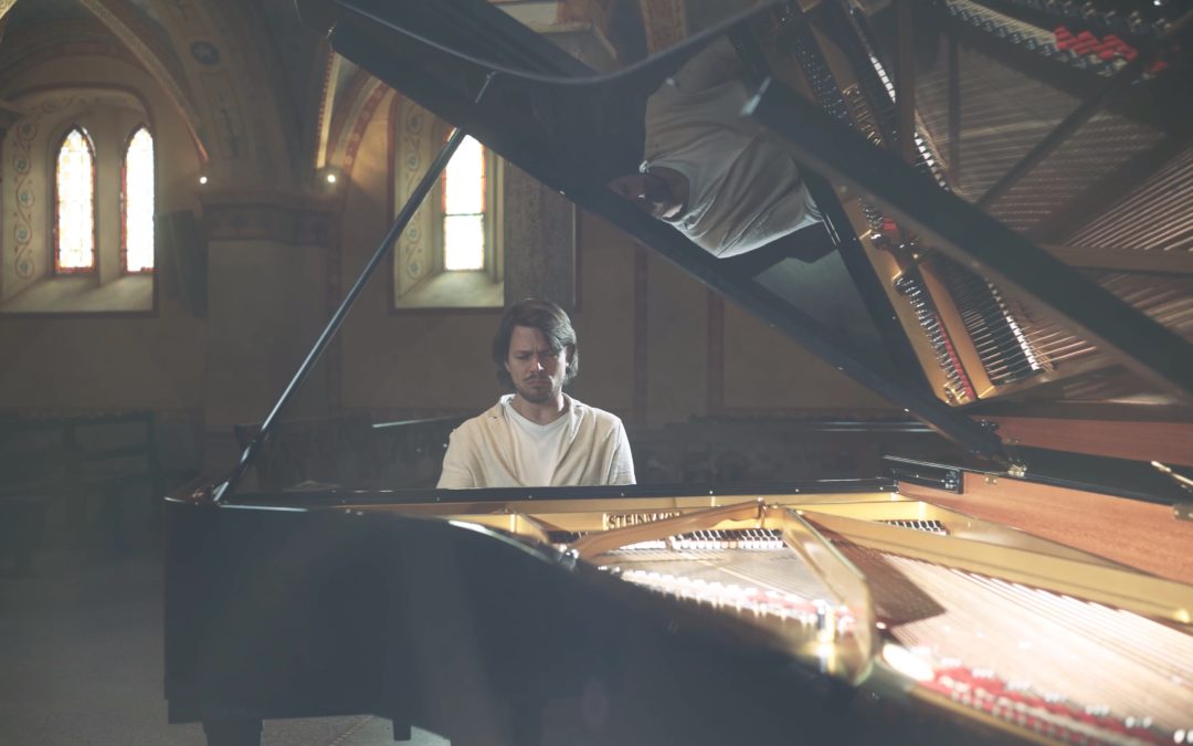 DAVID FRAY PLAYS BACH: ARIA & VARIATION 1
