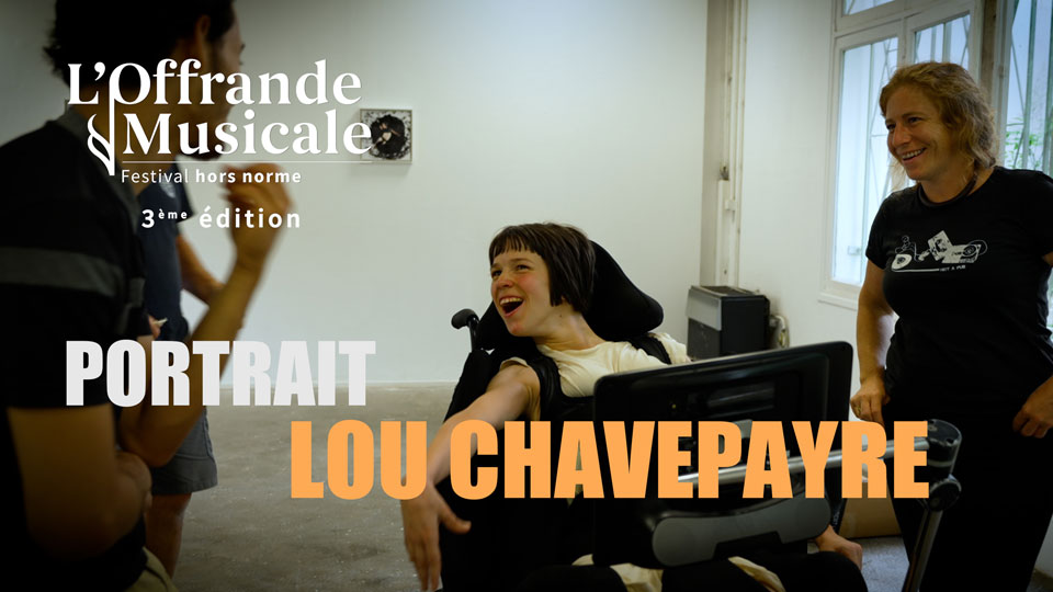 PORTRAIT DE L’ARTISTE LOU CHAVEPAYRE